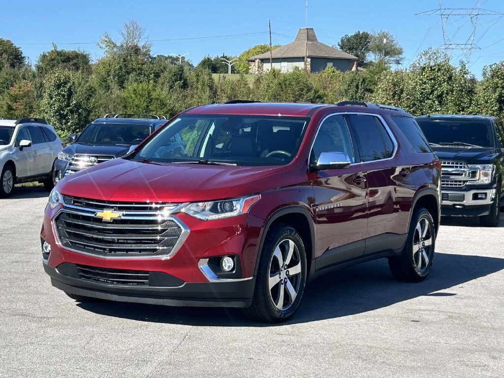 Used 2018 Chevrolet Traverse LT FWD image 3
