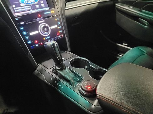 Used 2016 Ford Explorer Sport AWD/4WD image 26