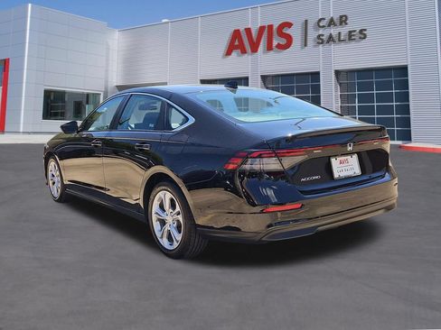 Used 2025 Honda Accord LX image 9