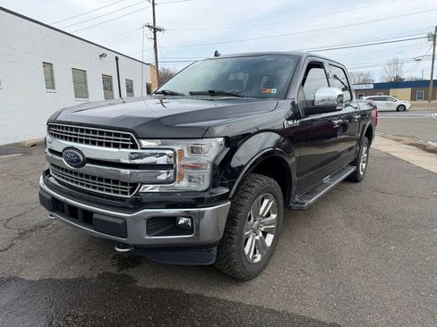 Used 2018 Ford F150 Lariat w/ Equipment Group 502A Luxury image 3