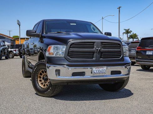 Used 2018 RAM 1500 Big Horn AWD/4WD image 1