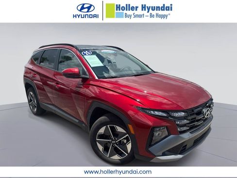 Certified 2025 Hyundai Tucson SEL AWD/4WD image 1