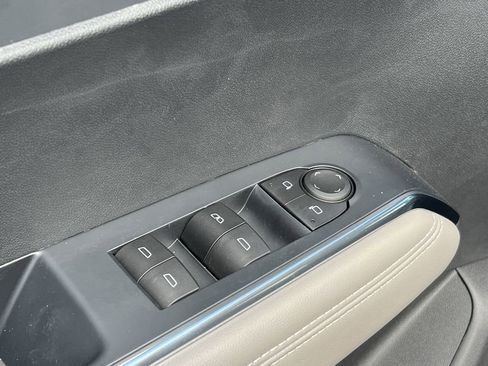 New 2025 GMC Acadia Elevation w/ Elevation Premium Package image 16