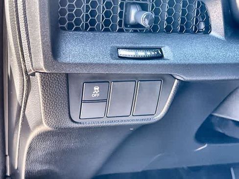 Certified 2025 Honda CR-V Sport image 29