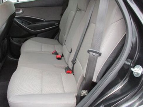 Used 2017 Hyundai Santa Fe Sport image 11