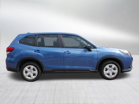 Used 2023 Subaru Forester AWD/4WD image 8