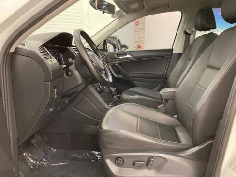 Used 2019 Volkswagen Tiguan SEL image 9