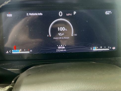 Used 2023 Jeep Grand Cherokee Altitude AWD/4WD image 12