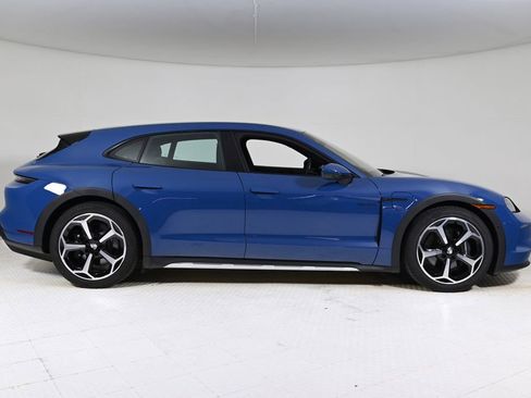 New 2025 Porsche Taycan 4 Cross Turismo image 8