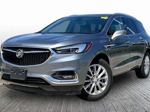 Used 2020 Buick Enclave Premium w/ Sun and Sites Package FWD image 3