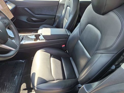 Used 2020 Tesla Model 3 Long Range image 15