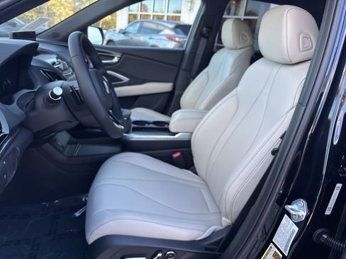 New 2026 Acura RDX SH-AWD image 8