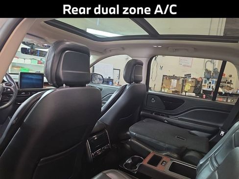 Used 2020 Lincoln Aviator Reserve w/ Equipment Group 201A AWD/4WD image 11
