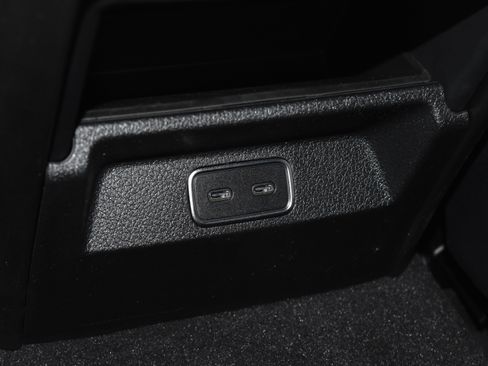 New 2026 Mercedes-Benz GLS 450 4MATIC image 20