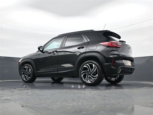 Certified 2025 Chevrolet TrailBlazer RS w/ Driver Confidence Package image 27