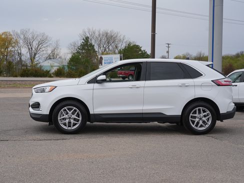 Used 2024 Ford Edge SEL w/ Convenience Package AWD/4WD image 7