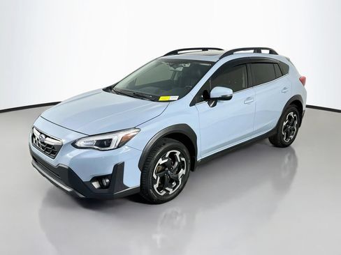 Used 2022 Subaru Crosstrek 2.5i Limited w/ Moonroof Package 1 AWD/4WD image 3