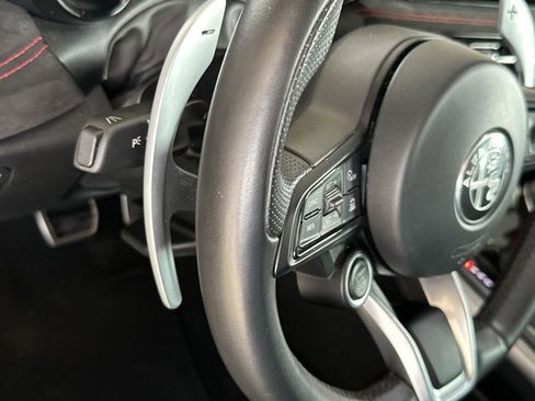 Used 2024 Alfa Romeo Tonale Veloce image 19