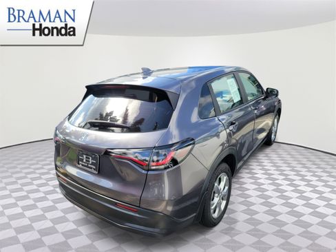 Certified 2024 Honda HR-V LX image 3