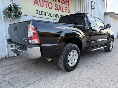 Used 2012 Toyota Tacoma PreRunner w/ SR5 Pkg RWD image 39