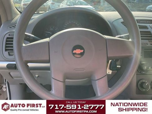 Used 2005 Chevrolet Malibu FWD image 17