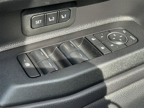 Used 2025 Toyota Land Cruiser image 22