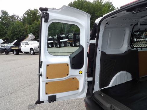 Used 2020 Ford Transit Connect XL FWD image 44