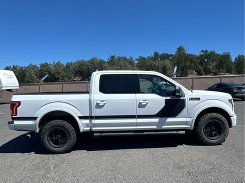 Used 2016 Ford F150 XLT w/ Equipment Group 302A Luxury AWD/4WD image 4