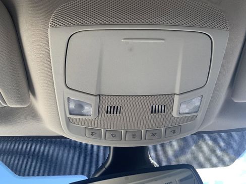 Used 2024 Ford Edge SEL image 16