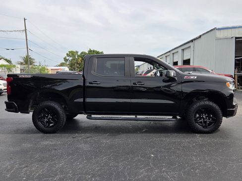 Certified 2022 Chevrolet Silverado 1500 LT Trail Boss w/ LT Trail Boss Premium Package AWD/4WD image 6