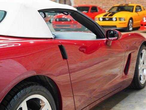 Used 2008 Chevrolet Corvette Convertible RWD image 16