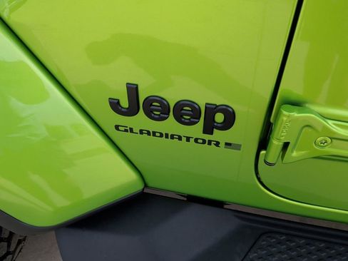 New 2025 Jeep Gladiator Sport image 45