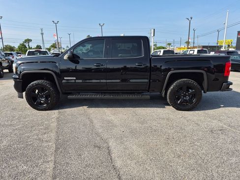 Used 2018 GMC Sierra 1500 SLE w/ SLE Value Package RWD image 9
