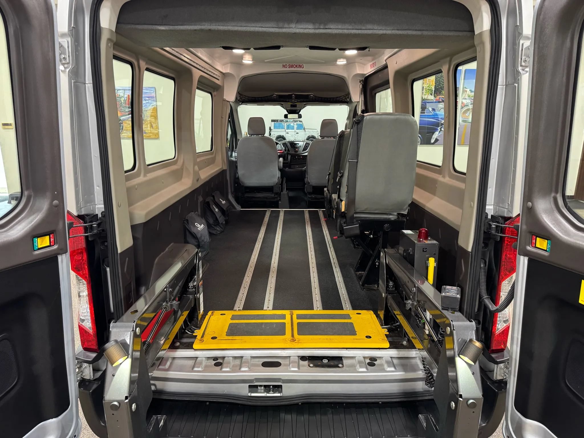 Used 2019 Ford Transit 250 148 Medium Roof RWD image 49
