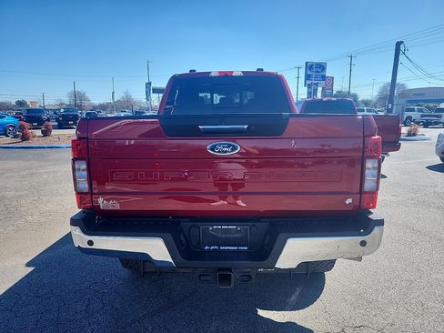 Used 2022 Ford F250 Lariat w/ Tremor Off-Road Package image 4