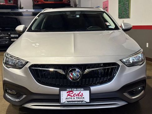 Used 2018 Buick Regal Essence w/ Sights and Sounds Package AWD/4WD image 59