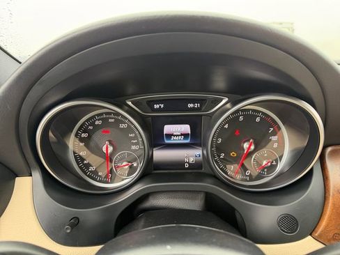 Used 2020 Mercedes-Benz GLA 250 image 14