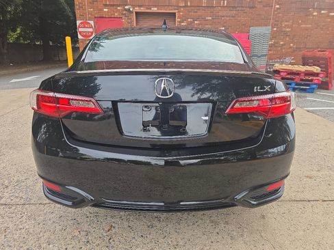 Used 2016 Acura ILX image 3