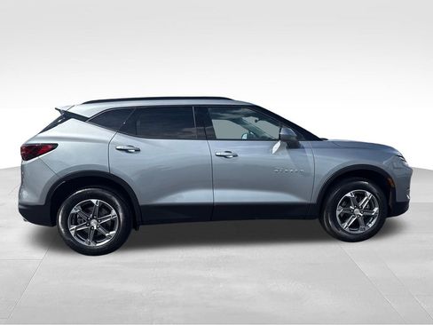 Used 2024 Chevrolet Blazer LT w/ Convenience Package FWD image 7