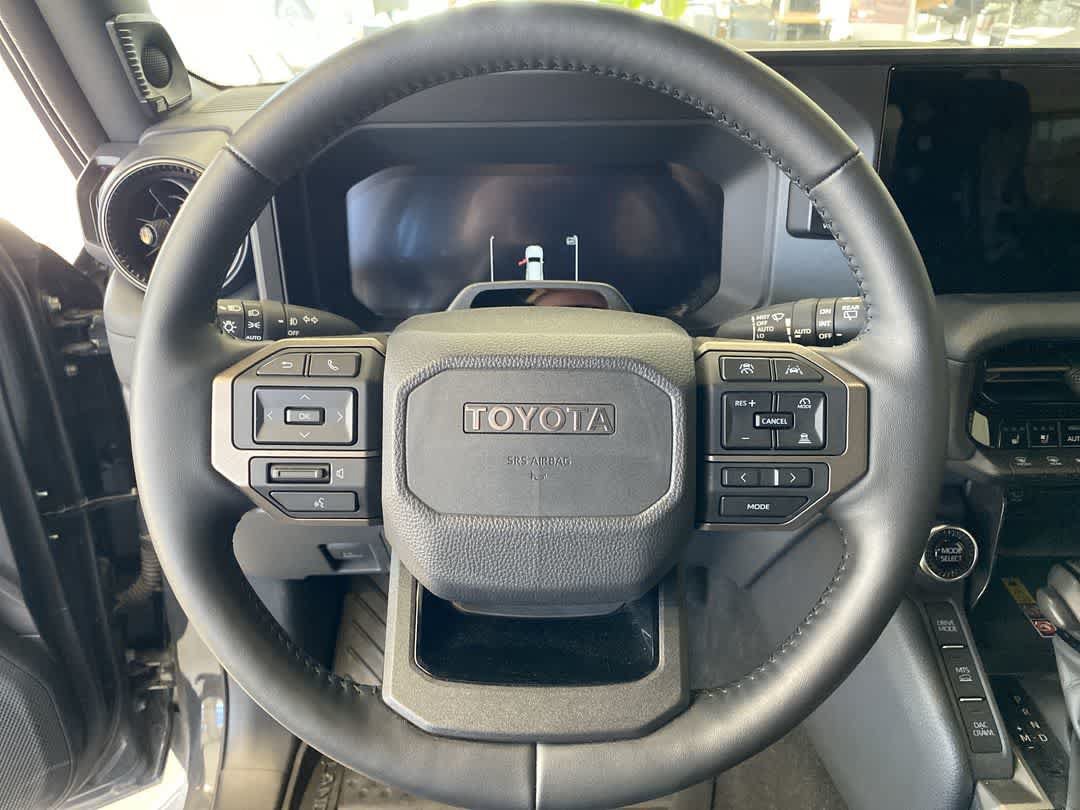 Used 2026 Toyota Land Cruiser w/ Premium Package AWD/4WD image 17