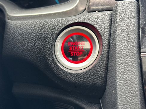 Certified 2020 Honda Civic EX image 31