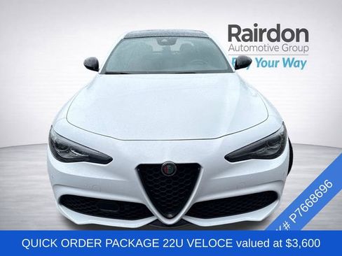 Used 2023 Alfa Romeo Giulia Veloce image 2