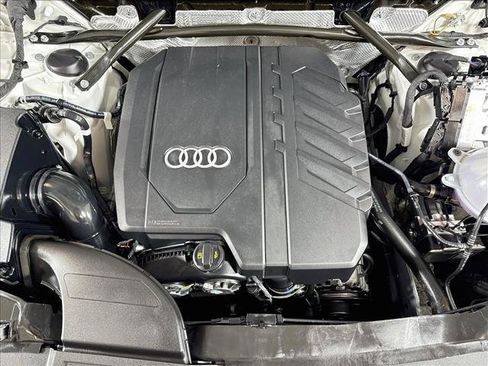 Used 2025 Audi Q5 2.0T Premium w/ Convenience Plus Package AWD/4WD image 29