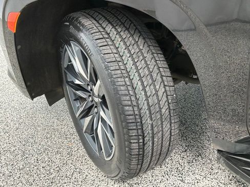 Used 2023 Cadillac Escalade Sport AWD/4WD image 9