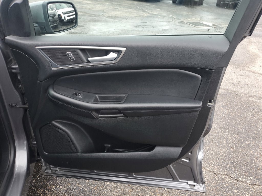 Used 2022 Ford Edge SEL AWD/4WD image 43