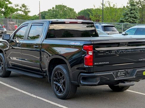 Used 2023 Chevrolet Silverado 1500 Custom AWD/4WD image 5