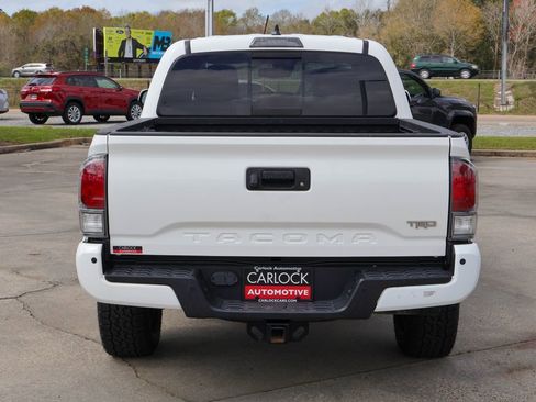 Used 2022 Toyota Tacoma TRD Off-Road w/ Technology Package image 21