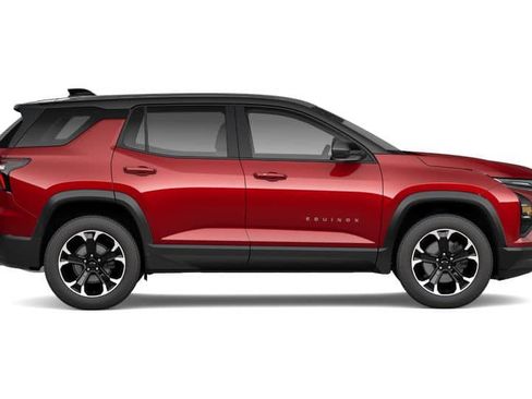 New 2027 Chevrolet Equinox LT w/ Convenience Package II FWD image 5