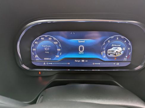 Used 2023 Chevrolet Tahoe RST w/ Luxury Package image 17