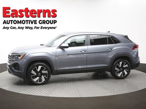 Used 2024 Volkswagen Atlas Cross Sport SE FWD image 55